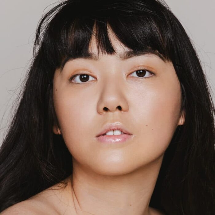 Madara Skin Equal Soft Glow Foundation - Sand 40 - Bild 3