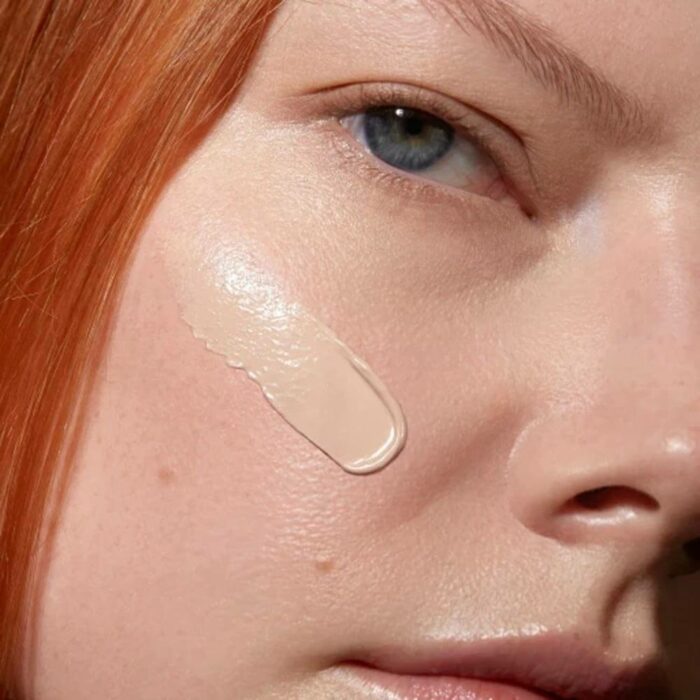 Madara SKINONYM Semi-Matte Peptide Foundation, 30 ROSE IVORY - Bild 3