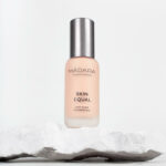 Madara Skin Equal Soft Glow Foundation - Rose Ivory 30 - Bild 4