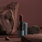 Madara Velvet Wear Matte Cream Lipstick - Dark Nude 35 - Bild 2
